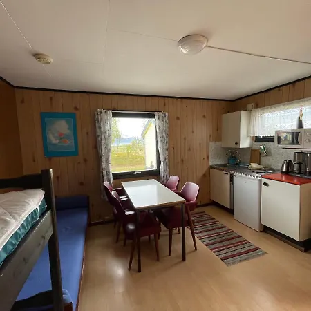 Skittenelv & Camping فندق