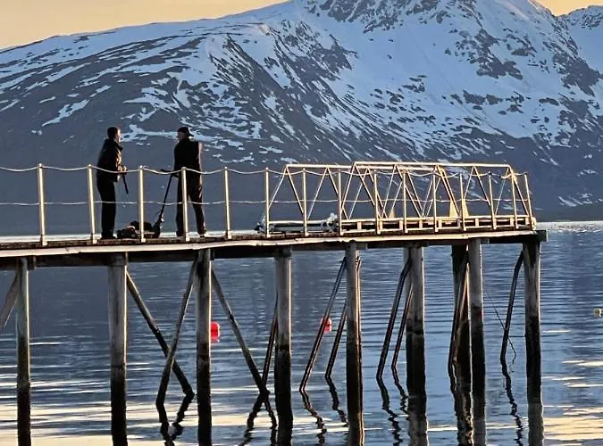 Skittenelv & Camping